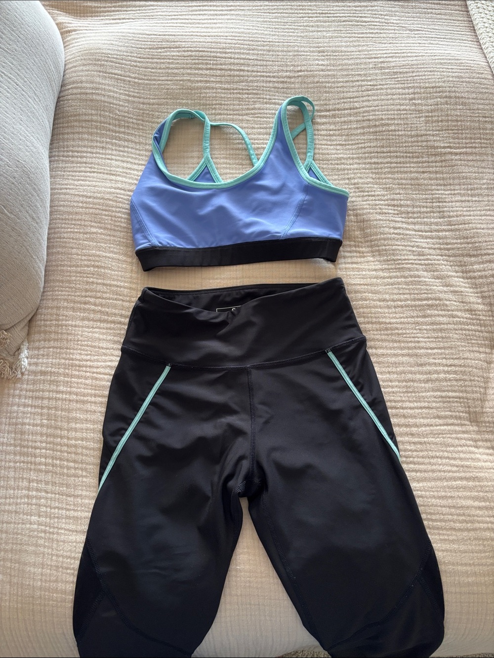 SOUL Sports Bra and Leggings Set